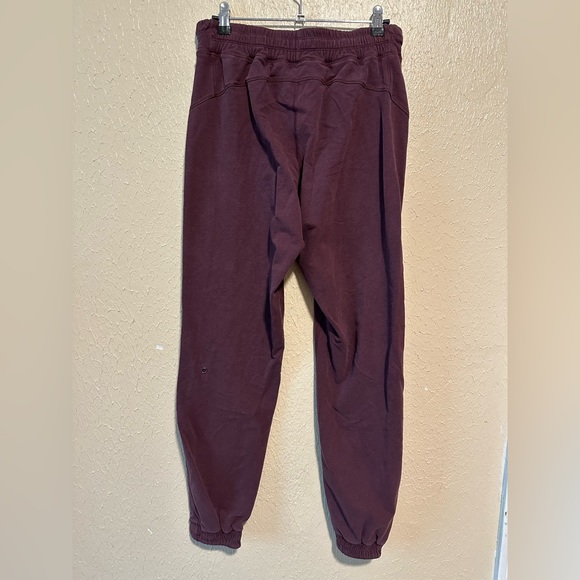Lululemon Joggers Size 6 Pull On Drawstring‎ Burgundy - Picture 3 of 4